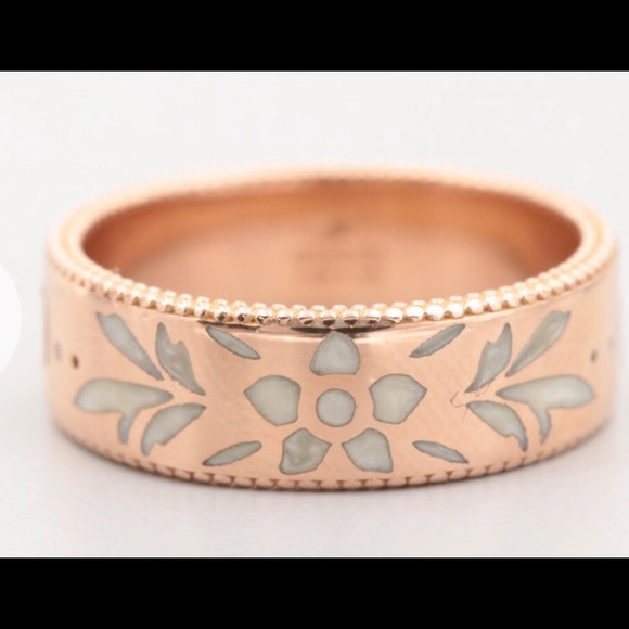 Gucci 18K Rose Gold "Icon" Band Ring - Picture 3 of 4